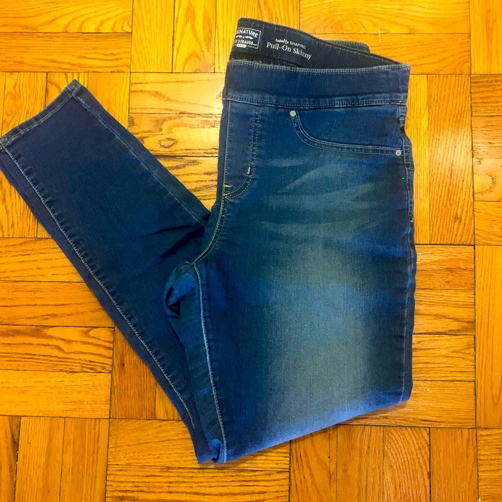 Signature by Levi Strauss & Co.